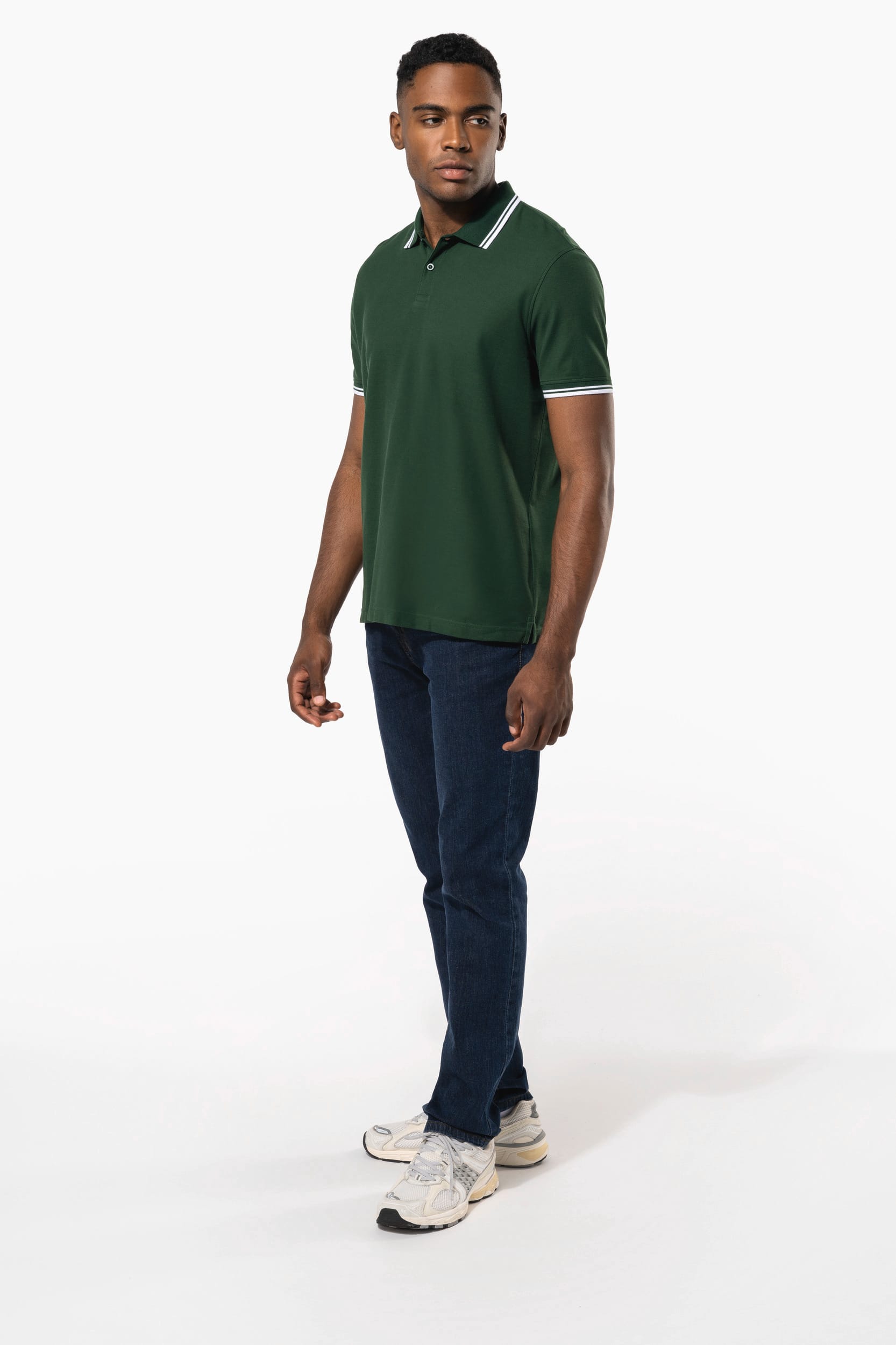 Polo Kariban com riscas em contraste