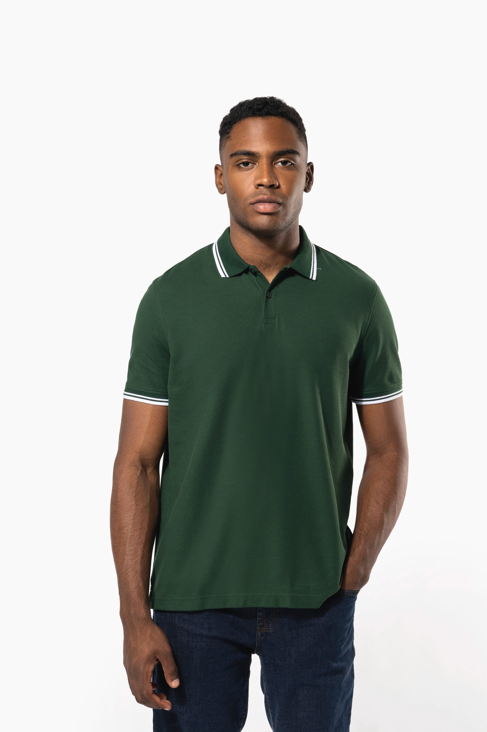 Polo Kariban com riscas em contraste