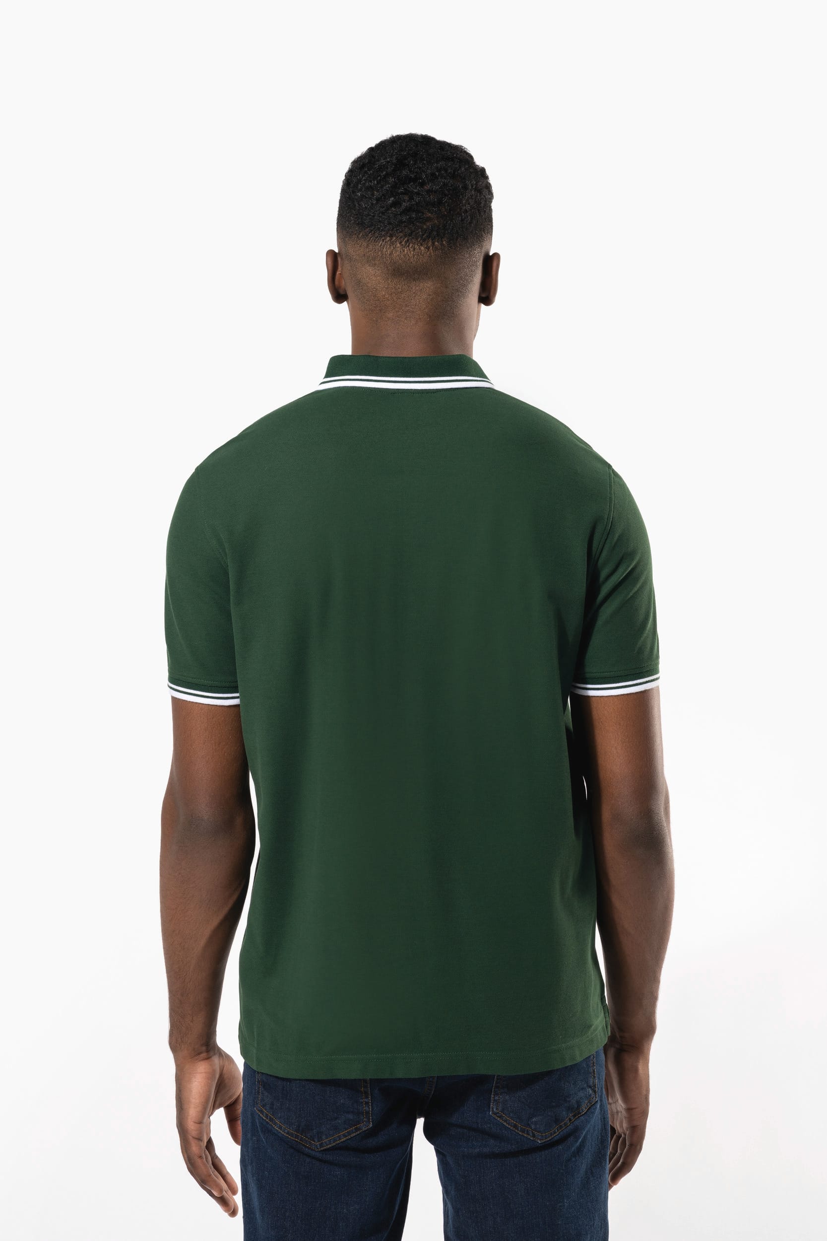 Polo Kariban com riscas em contraste