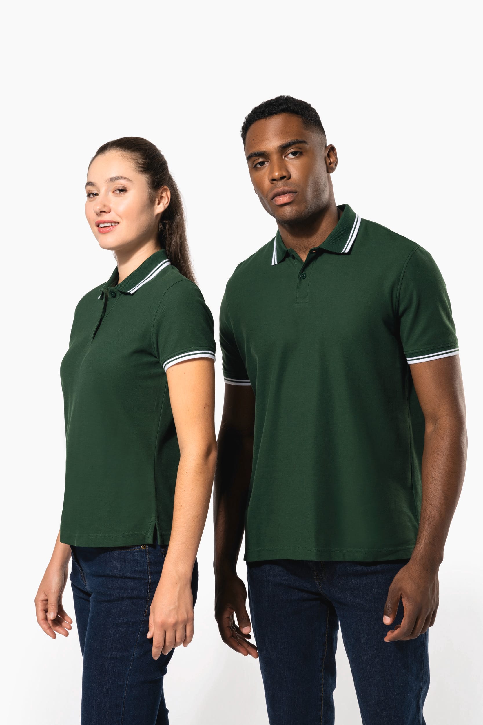 Polo Kariban com riscas em contraste